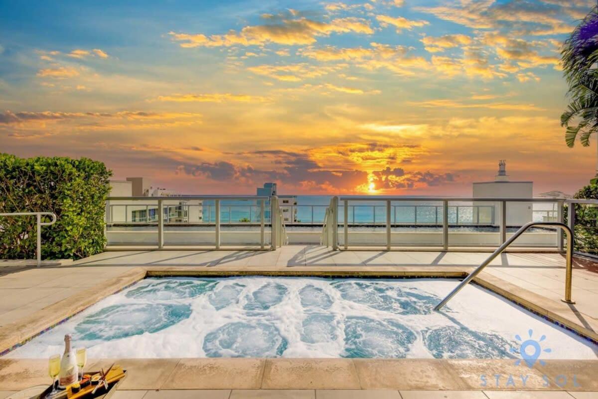 Apartment With Bay View Balcony - Pool - Up To 6 - Gym Hollywood Exterior foto