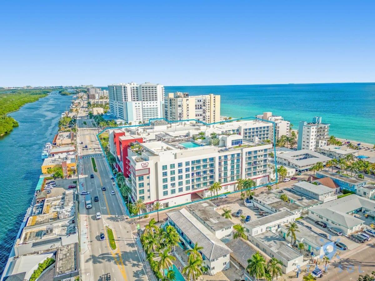 Apartment With Bay View Balcony - Pool - Up To 6 - Gym Hollywood Exterior foto