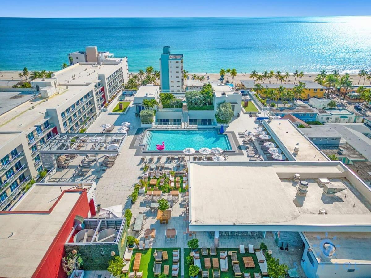 Apartment With Bay View Balcony - Pool - Up To 6 - Gym Hollywood Exterior foto