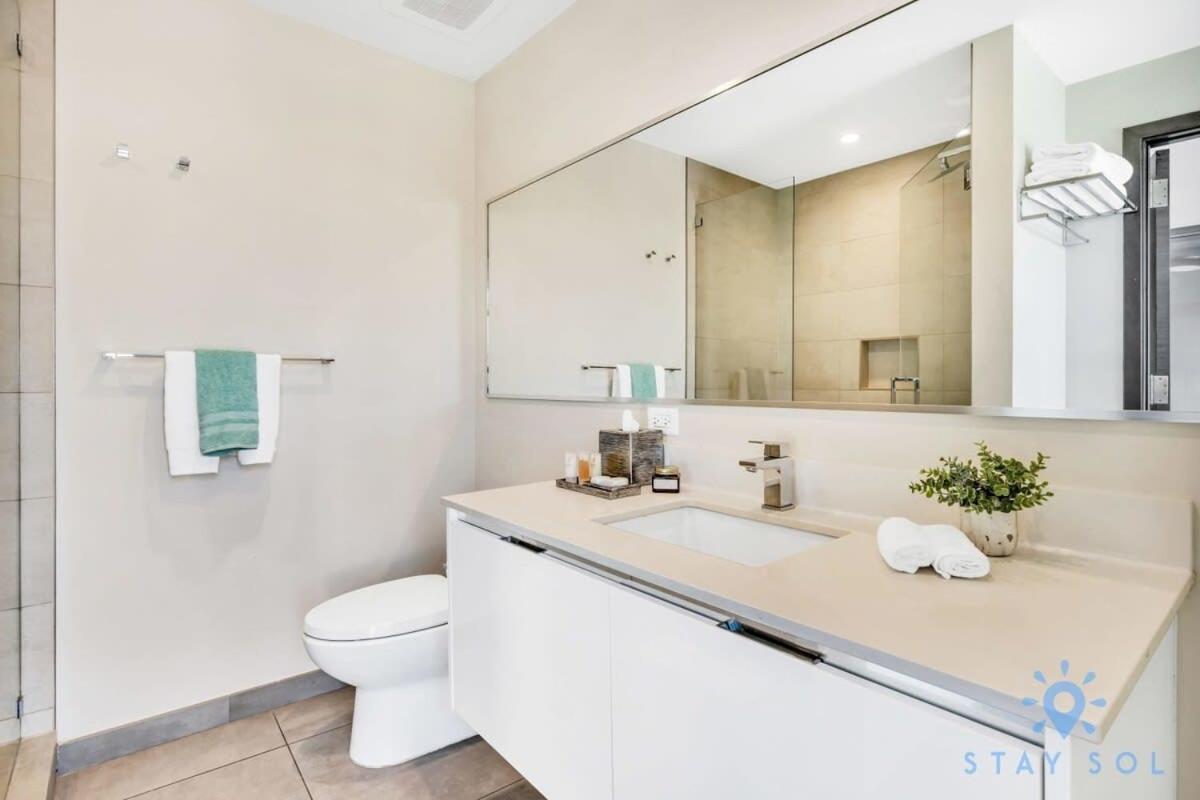 Apartment With Bay View Balcony - Pool - Up To 6 - Gym Hollywood Exterior foto