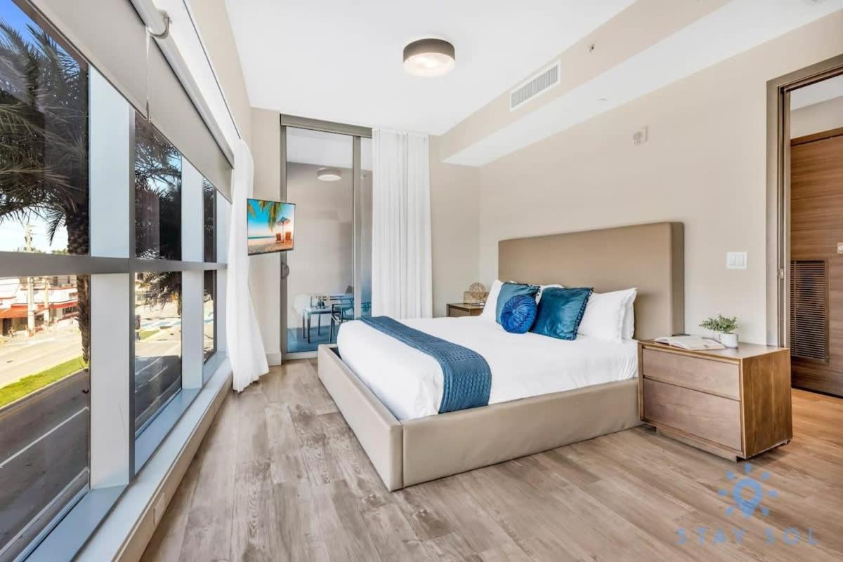 Apartment With Bay View Balcony - Pool - Up To 6 - Gym Hollywood Exterior foto